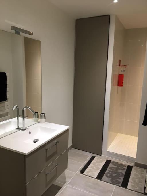 Comfortable, Cozy, Chill, Spacious, Near Cathedral 랭스 외부 사진